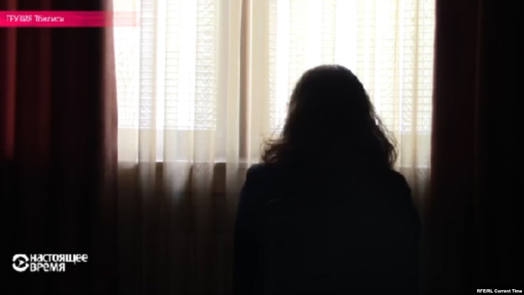 Часто женщины оказываются в беспомощном положении, без поддержки, благодаря которой можно было бы, возможно, избежать трагедии