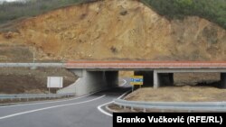 Илустрација. Коридорот 10