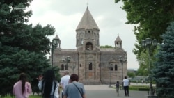 Եկեղեցու մասին իշխանության դեռ չհրապարակած զեկույցը ընդդիմադիրները «հակաօրինական» են որակում 