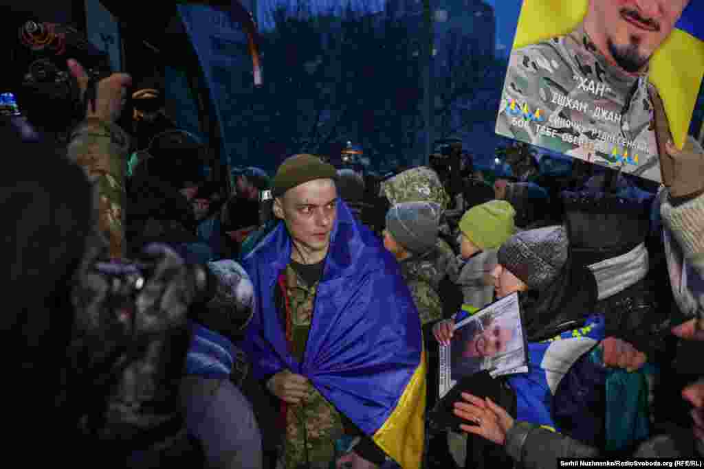 Звільнені з російського полону українські захисники