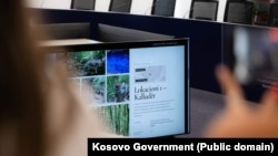 Komisija Vlade Kosova za nestala lica predstavila je u Prištini izveštaj o iskopavanjima na tri lokacije u Zubinom Potoku, gde su pronađeni i ekshumirani skeletni ostaci za koje se veruje da pripadaju 23 osobe koje su nestale tokom rata 1998-99.