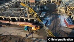 Ҳодисада фақат бир киши жароҳатлангани айтилмоқда.