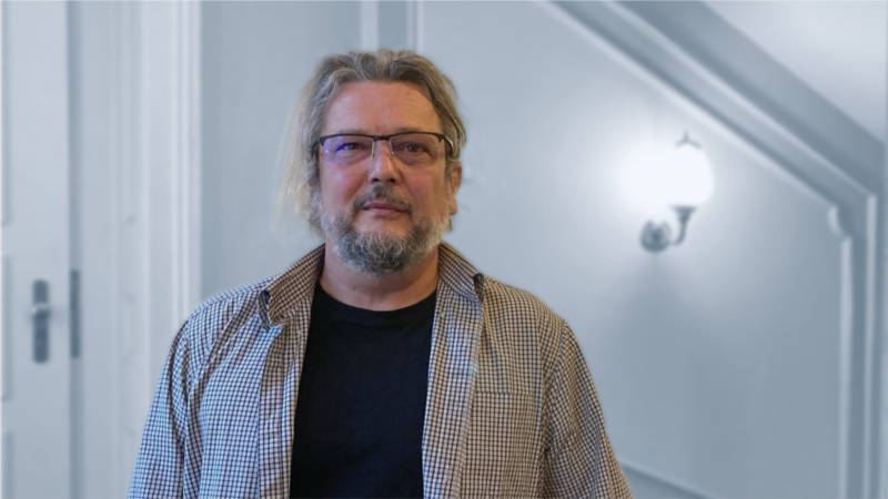 A TASZ segít az interjúja után feljelentett gyermekvédelmi szakembernek