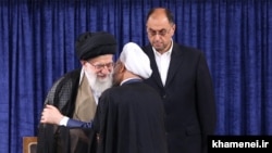 وحید حقانیان در مراسم تنفیذ حکم ریاست‌جمهوری حسن روحانی، مرداد ۱۳۹۶