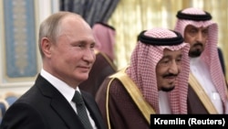 Владимир Путин Эр-Рияддагы сапарында. 