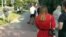 Очередь в белорусское посольство в Праге