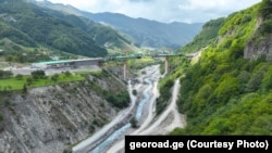 ქვეშეთი-კობის გზის მშენებლობა, ფოტო არქივიდან