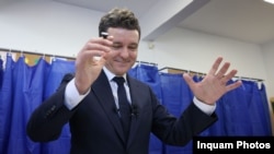 Galerie foto | Candidații la prezidențialele românești au votat. Ce mesaje au transmis?