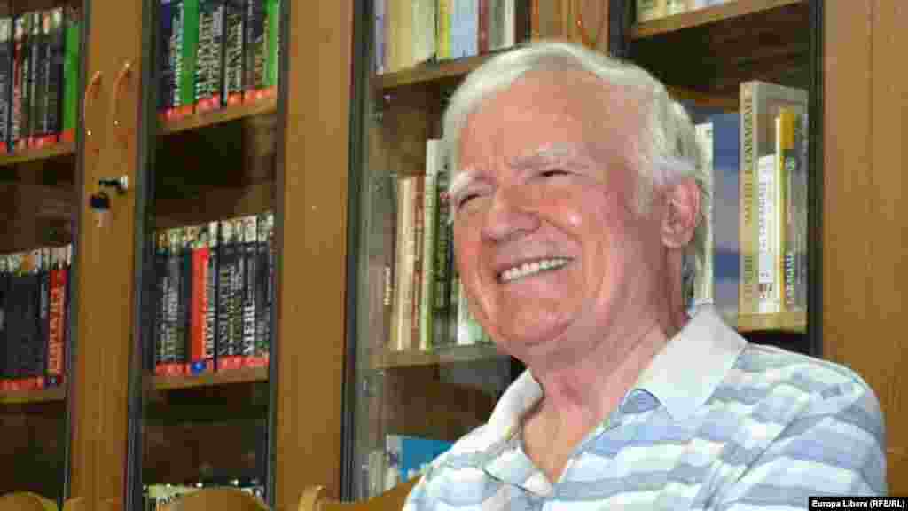 Scriitorul Spiridon Vangheli la întâlnirea cu prietenii lui Guguţă