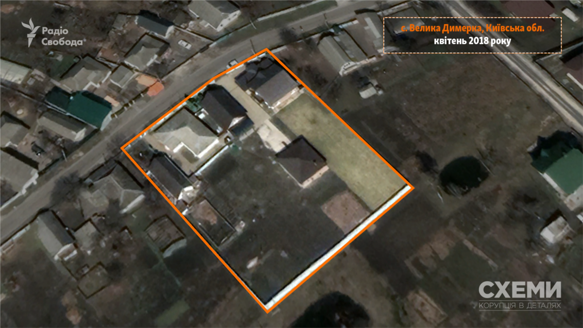 Столичний поліцейський живе у квартирі тещі на 220 квадратів_7