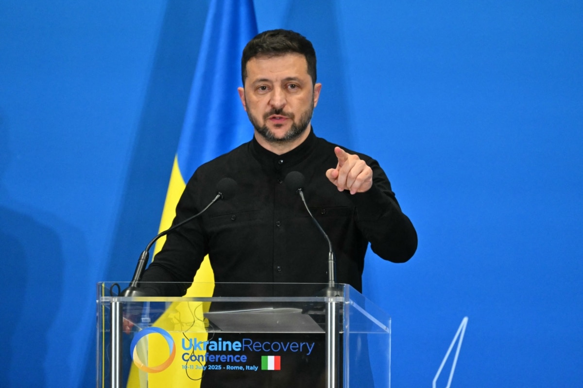 Зеленський анонсував зміни в секторах безпеки і дипломатії