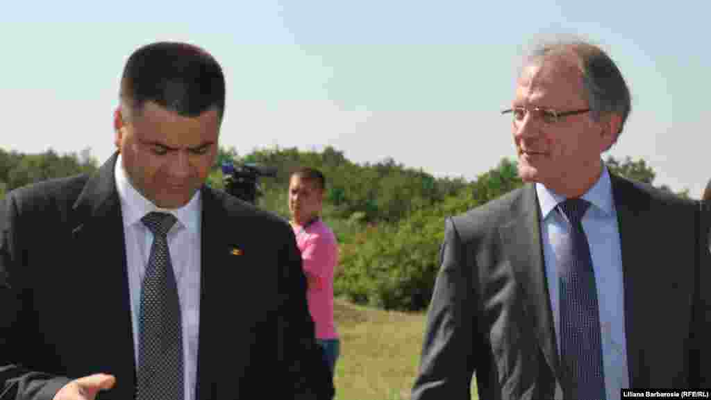 Vitalie Matrinuţa şi Gabor Iklody