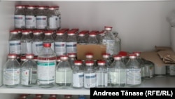 Medicii avertizează că antiviralele trebuie luate numai cu prescripție medicală pentru că sunt toxice.