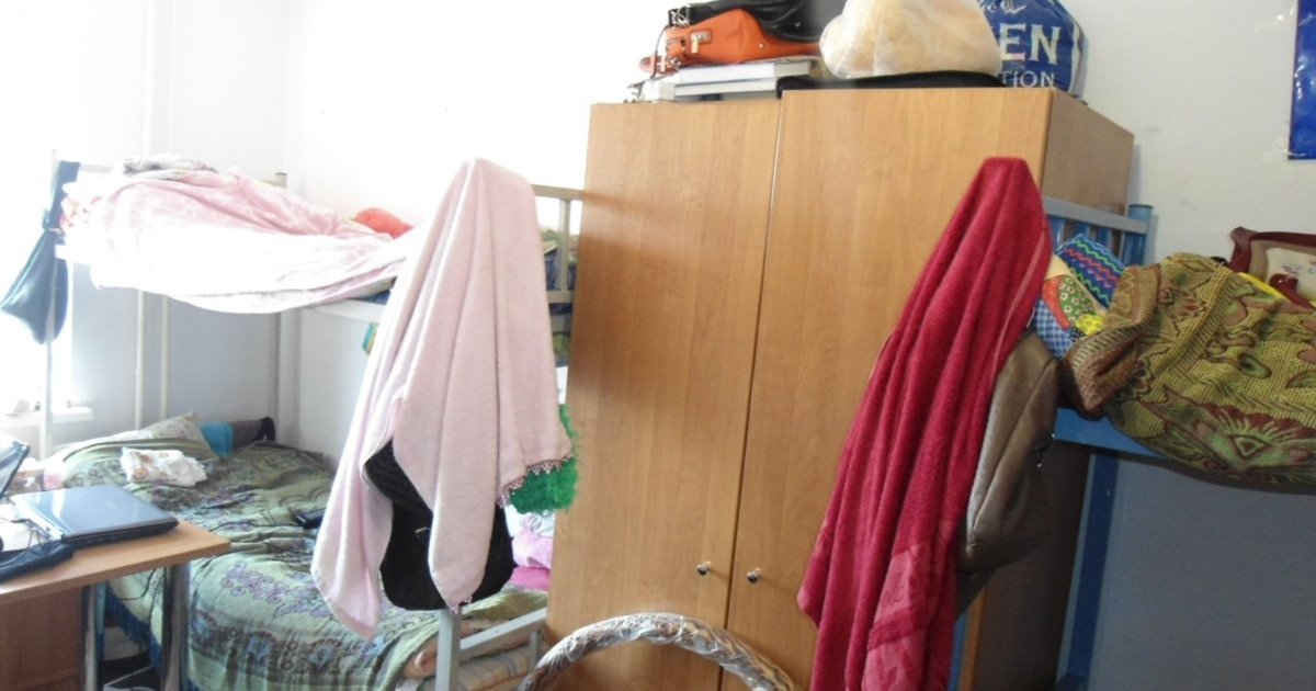 Эротикалық әдемі аққұбалар