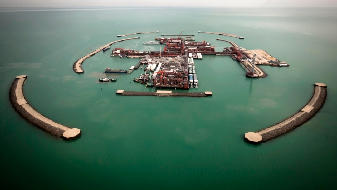 Әдемі қаншықтар порно белбеу шұлық гартерлер сексуалды