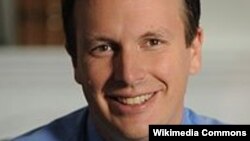 Senator Chris Murphy,predlagač zakona 