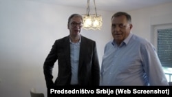 Aleksandar Vučić, predsednik Srbije, i Milorad Dodik, lider Stranke nezavisnih socijaldemokrata, prilikom posete Čipuljićima u BiH 3. avgusta 2026. godine.