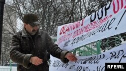 Stanislav Ivanita şi un protest împotriva comuniştilor conduşi de Voronin