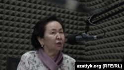 Үмүт Култаева.