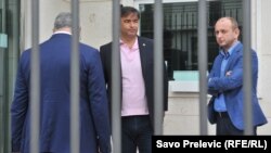 Zatvor traje dok Medojević i Knežević (na fotografiji) ne pristanu da svjedoče