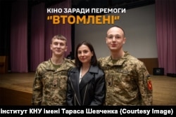 АКторка Валерія Ходос під час презентації фільму «Втомлені» у військовому навчальному закладі