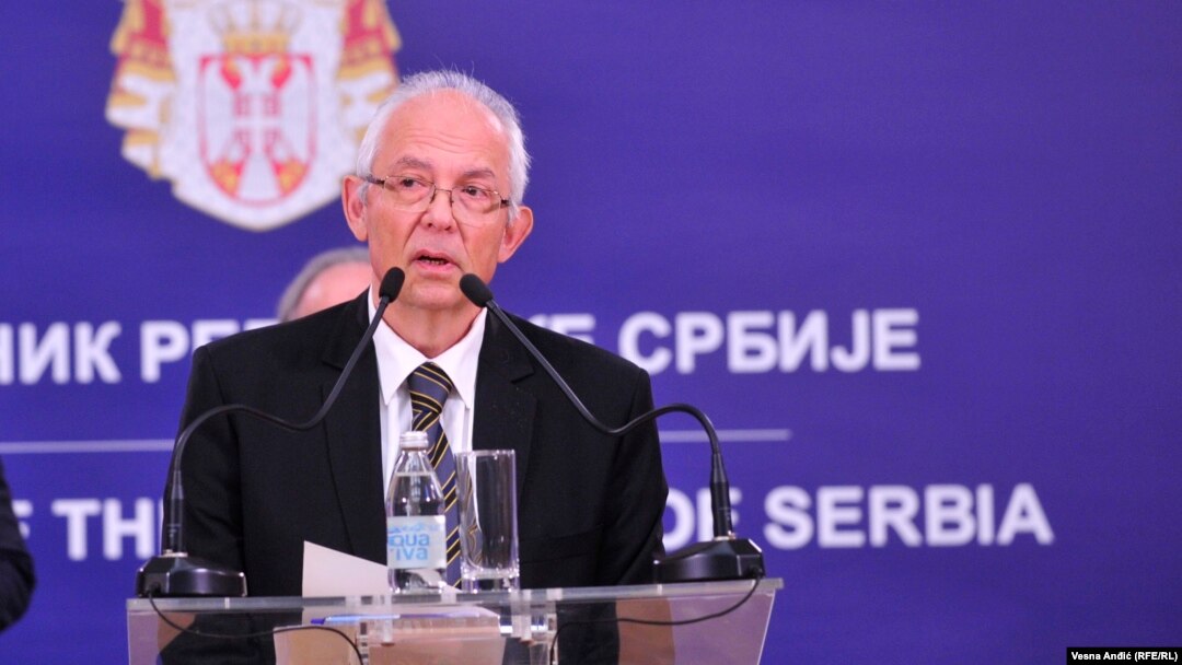 Vreme je da se povučem i prepustim boljima da vode pandemiju: Predrag Kon na jednoj od konferencija za medije u Predsedništvu Srbije