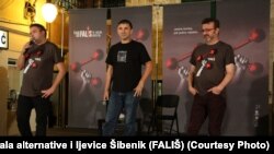 Inicijator Festivala Emir Imamović Pirke, vizualni umjetnik Siniša Labrović, te jedan od urednika Festivala Kruno Lokotar