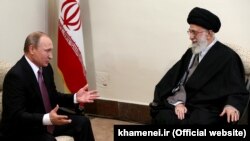 Володимир Путін на зустрічі з верховним лідером Ірану аятолою Алі Хаменеї, Тегеран, 23 листопада 2015 року