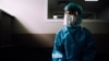 Туркменистан: Врачи с COVID-19 в тяжёлом состоянии попадают в больницы