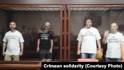 Четверо осужденных крымских татар мусульман на оглашении приговора, 16 августа 2021 года
