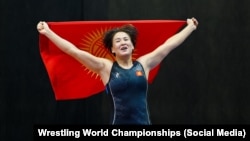 72 кг салмак ченинде жаштар арасында дүйнө чемпиону болгон Нурзат Нуртаева.