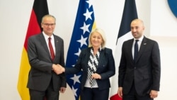 Borjana Krišto, predsjedavajuća Savjeta ministara BiH, sastala se sa Ginterom Krihbaumom (L), njemačkim ministrom za Evropu, i njegovim francuskim kolegom, Bendžaminom Hadadom, Sarajevo, 2. jun 2026.