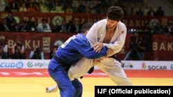 გადამწყვეტ ბრძოლაში ნოზაძე რუსეთის ნაკრების წევრ კონსტანტინ სიმეონიდისს დაუპირისპირდება. 