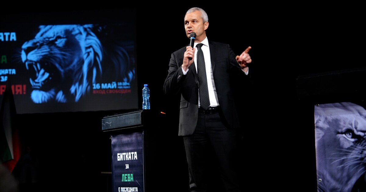 Не беше като друг път в петък вечер. Вместо концерт