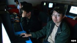 У кітайскай інтэрнэт-кавярні. 