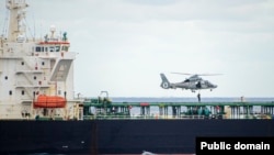 Операция на борту танкера Deyna