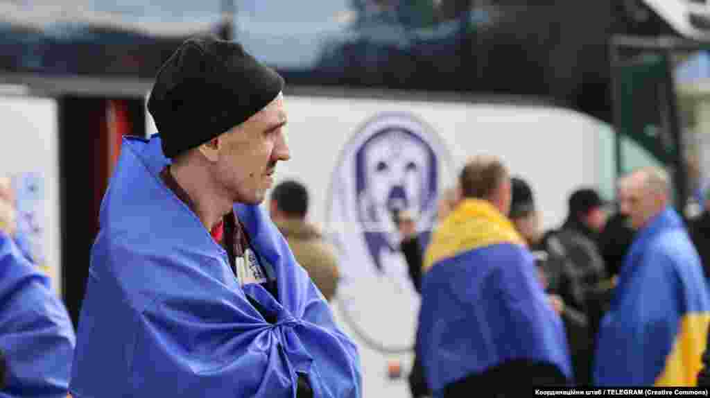 «Звільненні українці мають травми та хвороби. Вони виснажені, потребують лікування та психологічної підтримки через пережите в неволі», – зазначив омбудсман 