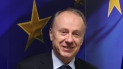 "Đokić (Vladan, rektor Beogradskog univerziteta) zaista ima ugled i malo je onih koji mogu nešto da mu zamere", ističe Jelena Đorđević.