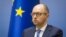 Ukrainian Prime Minister Arseniy Yatsenyuk (file photo)