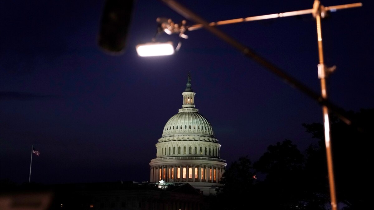 Сенат США підтримав законопроєкт, необхідний для уникнення закриття урядових установ