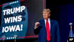 Donald Trump a câștigat alegerile interne republicane din statul Iowa, pentru desemnarea candidatului la prezidențiale. Este prima confirmare electorală a statutului de favorit la nominalizarea republicanilor pentru alegerile prezidențiale.