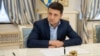 Політиком року Володимира Зеленського назвали 20% опитаних, розчаруванням року – 42%