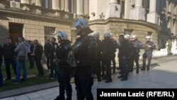 Протест пред зградата на Претседателството во Белград.17.03.19.