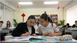 Limba chineză, în școlile moldovene: Cultură sau politică?