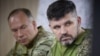 За словами Андрія Гнатова (праворуч), Генштаб організував велику роботу щодо одночасної підготовки всіх десяти новостворених управлінь корпусів