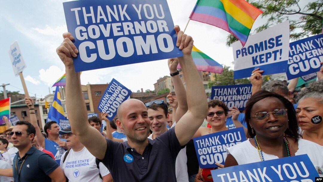 Гомосексуалисты украсили собой Пятую авеню в Нью-Йорке