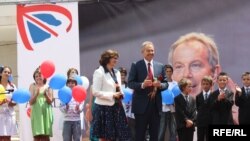 Tony Blair u Prištini, 9. juli 2010