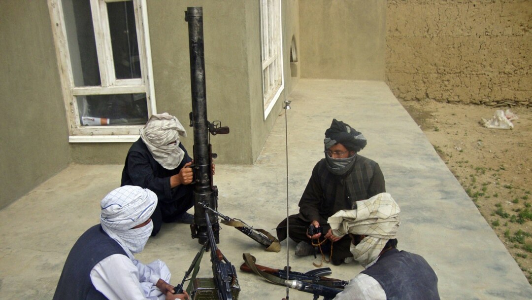 Жеке порно үлкен сиськи