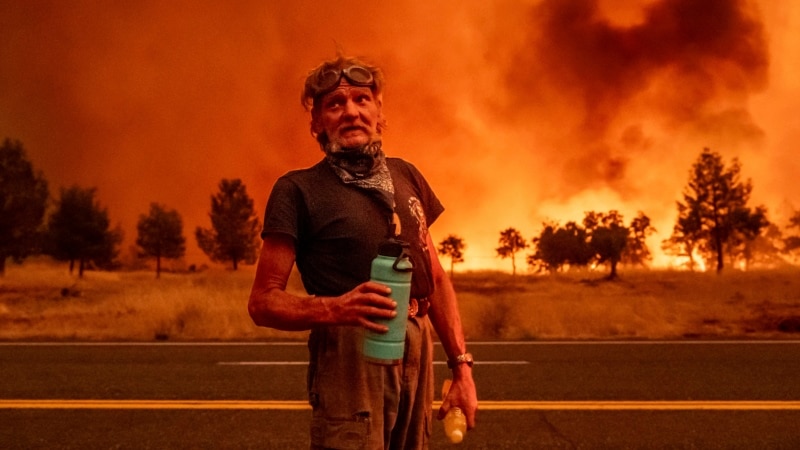 آتش‌‌سوزی گسترده در جنگل‌های کالیفرنیا هزاران خانه را تهدید می‌کند