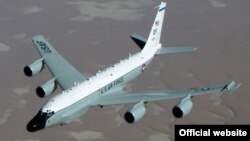 Американський літак-розвідник RC-135